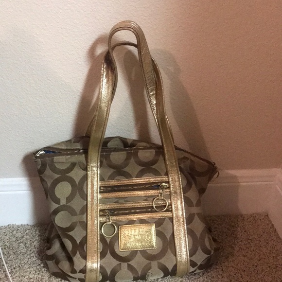 Coach poppy purse - Picture 1 of 2